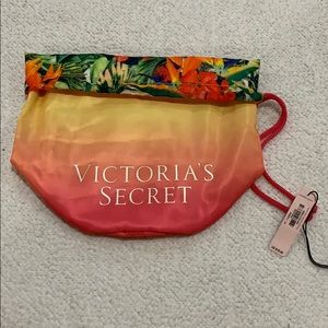Victoria’s Secret Accessory Drawstring Pouch